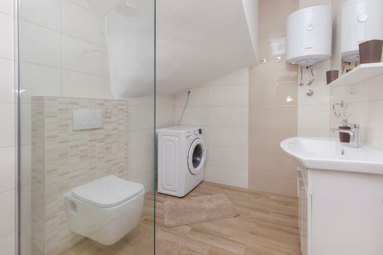 Apartmani Gabriella Vodice Oda fotoğraf