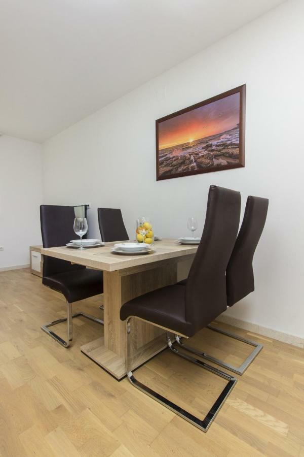 Apartmani Gabriella Vodice Dış mekan fotoğraf